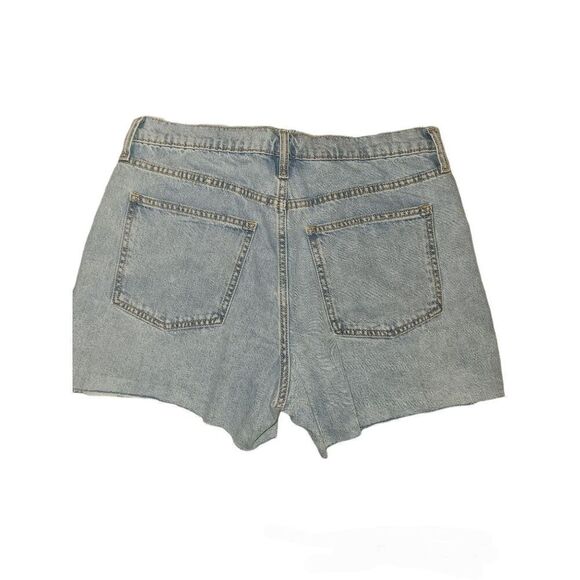 Universal Thread Boyfriend Shorts Size 10/30R - Picture 4 of 10
